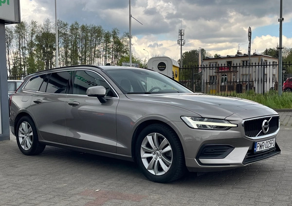 Volvo V60 cena 119900 przebieg: 17993, rok produkcji 2021 z Szczyrk małe 379